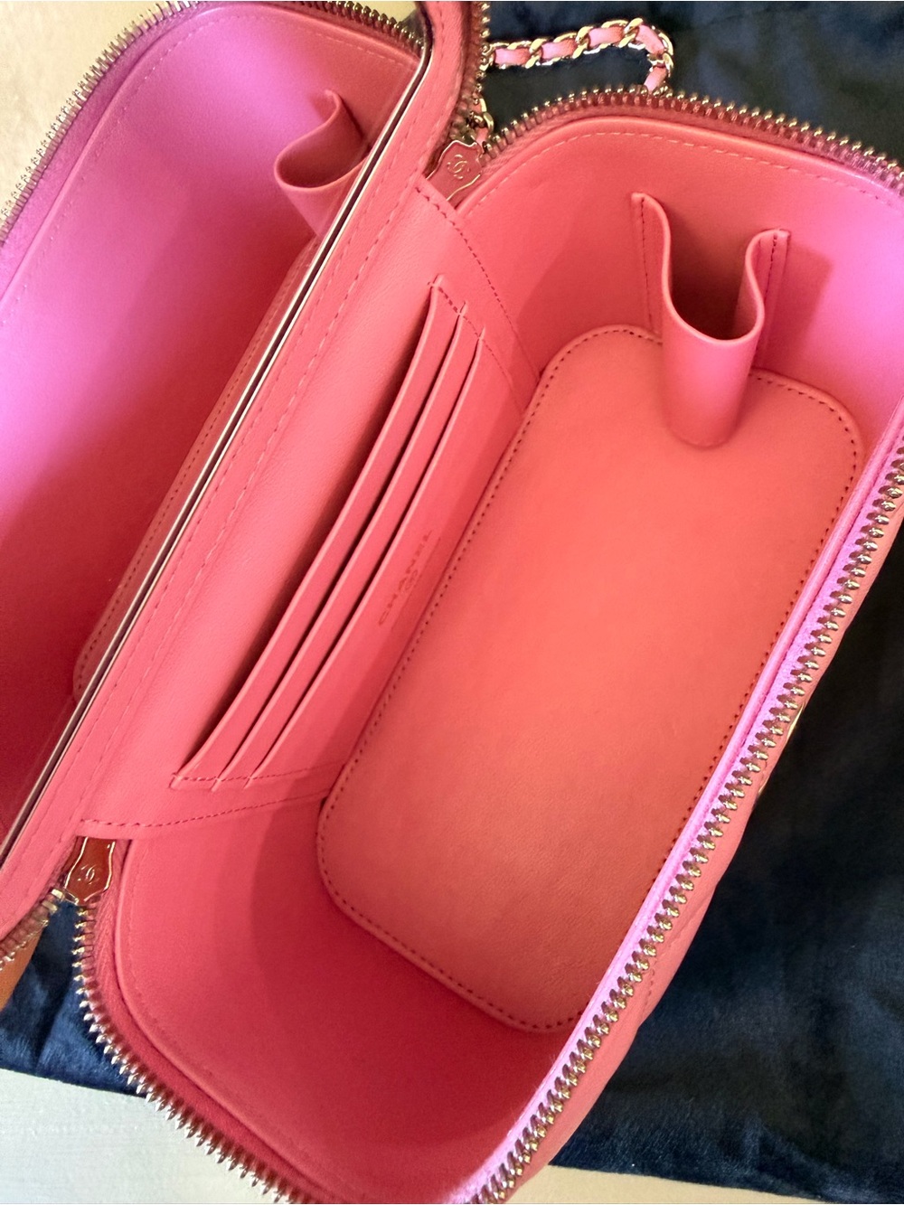 Chanel 22S/22P Pink Quilted Lambskin Vanity on Chain | Microchipped & Authentic - Picture 12 of 12